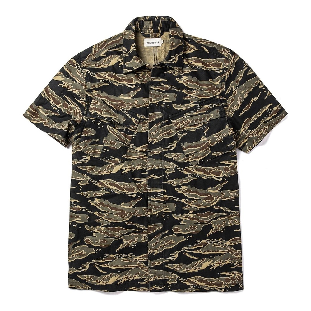 The Jungle Shirt in Tiger Camo, M